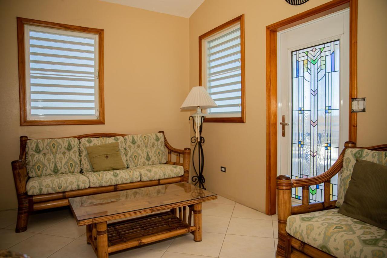 Easy Corner Villas Sandy Ground Village Экстерьер фото